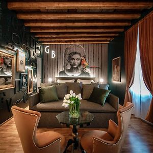 Aurum - Como Luxury Suites